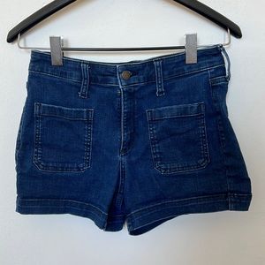 Universal Thread Shorts